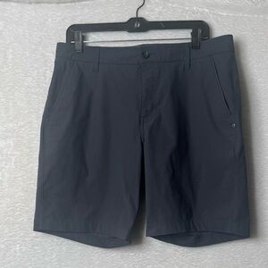 Vuori Men's Shirt Size 32.